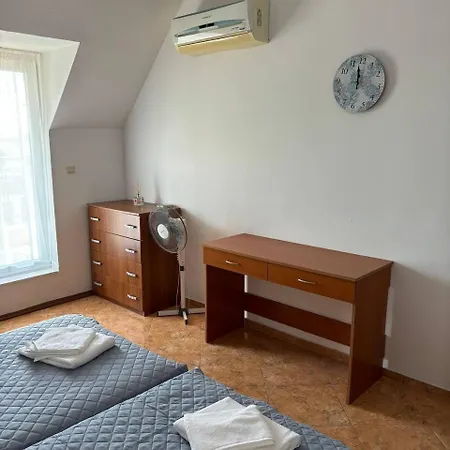 Sunny Mladost Lägenhet